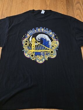 Golden State Warriors Psychedelic Floral Bridge Graphic Tee XL Black NBA